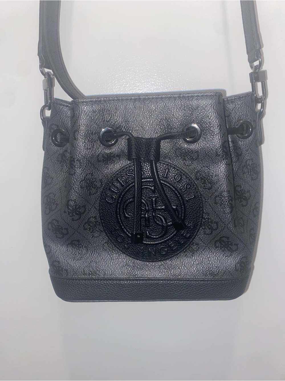 GUESS Black Mini Logo Drawstring Bag